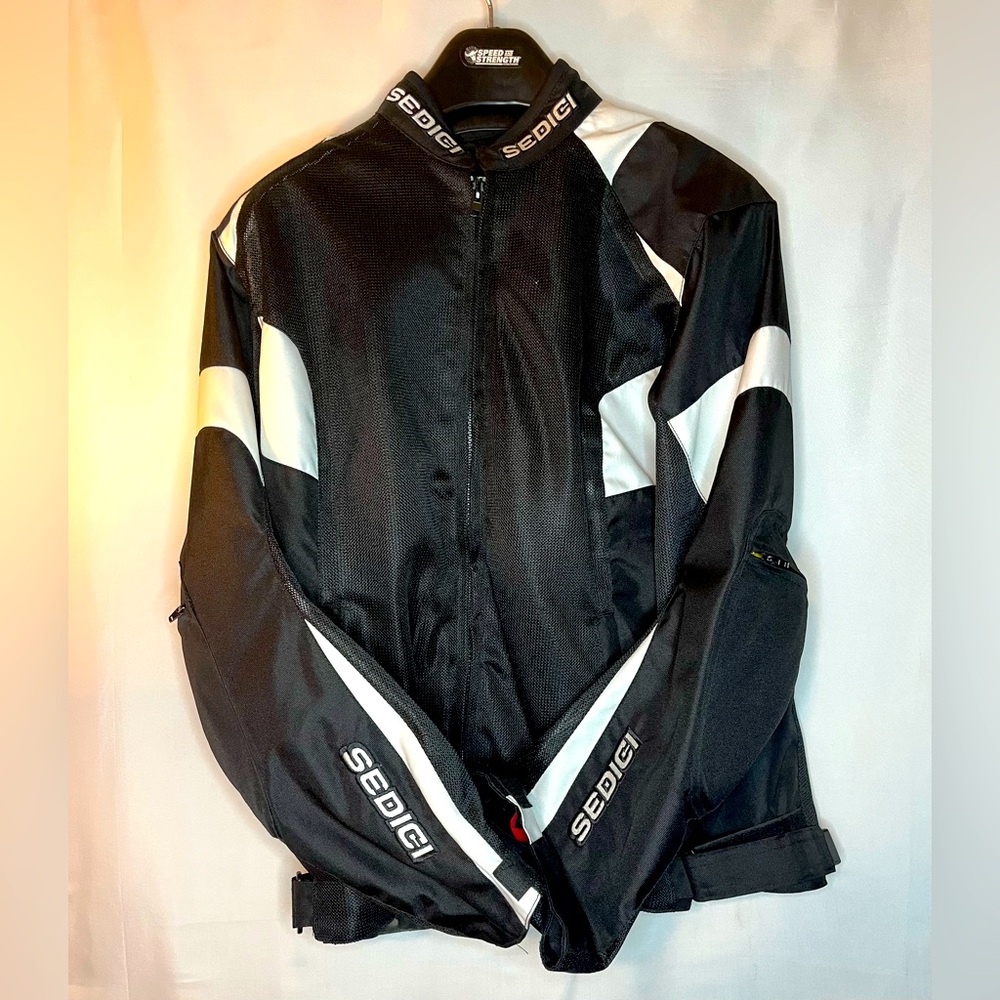 NWOT | Sedici Performance Clothing | Womens Riding Jacket | 2XL